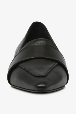 Apair Loafers
