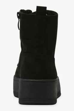 Duffy Boots