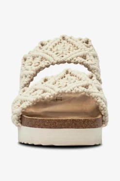 Duffy Sandaler
