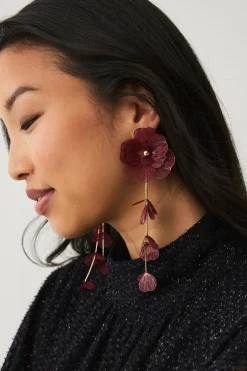 Ellos Collection Ørestikker med et blomsterdesign