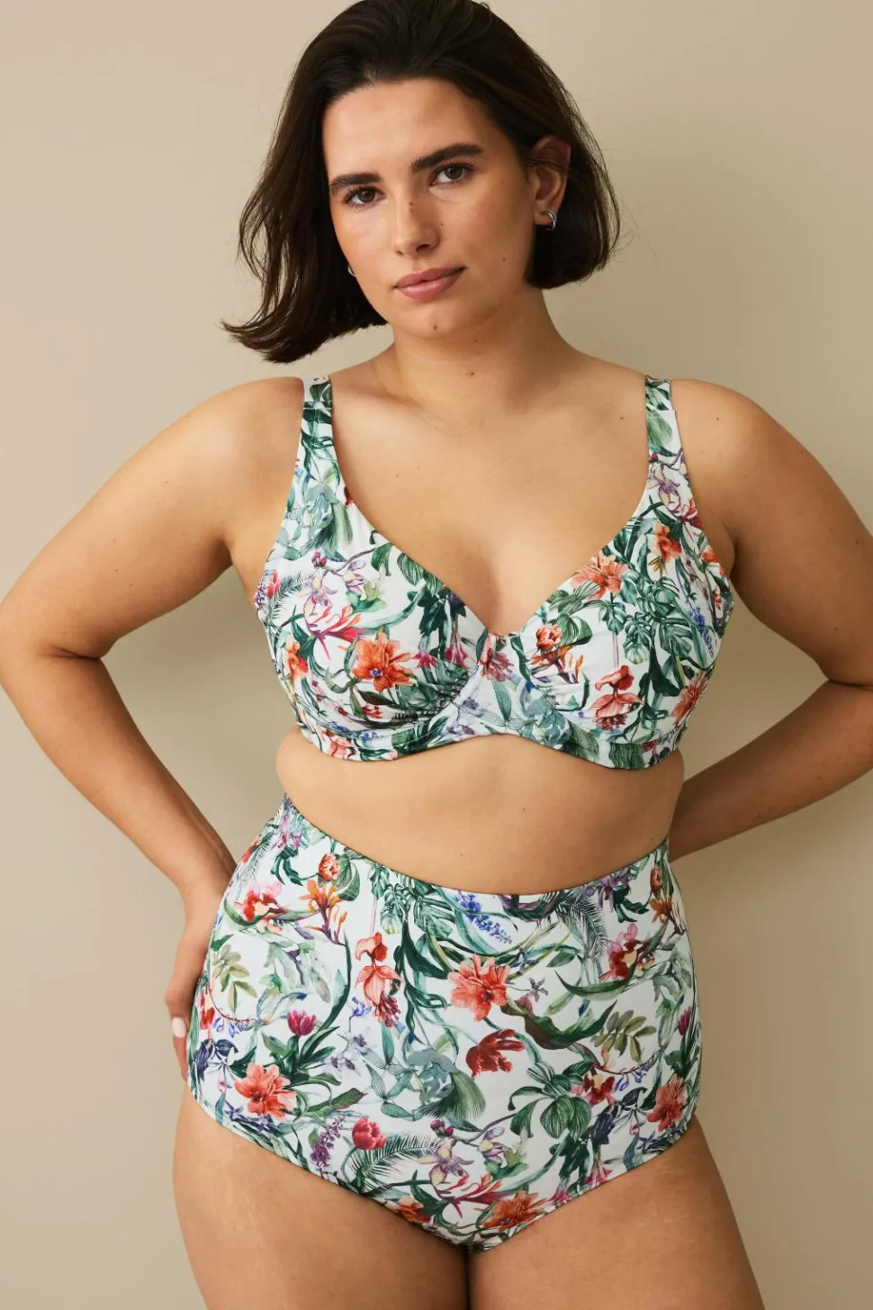 Ellos Plus collection Maxi-bikinitrusse med høj talje