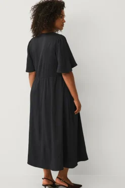 Ellos Plus collection Maxikjole med V-hals