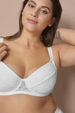 Ellos Plus collection Foret bh med bøjler i blonder