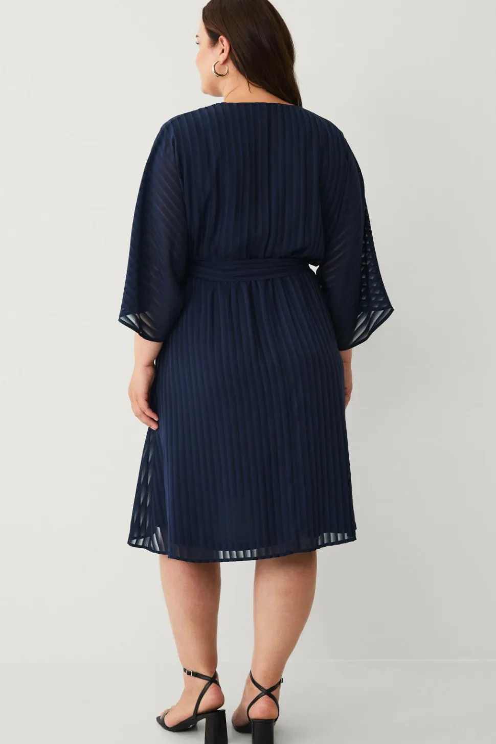 Ellos Plus collection Kjole med V-hals