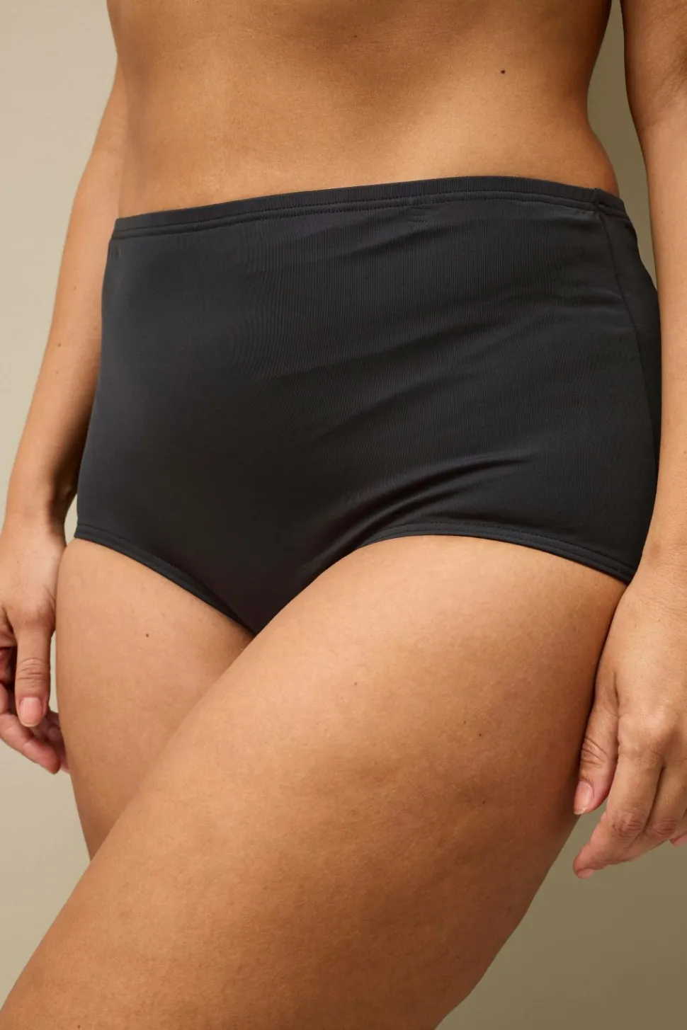 Ellos Plus collection Maxi Bikinitrusse med formende effekt