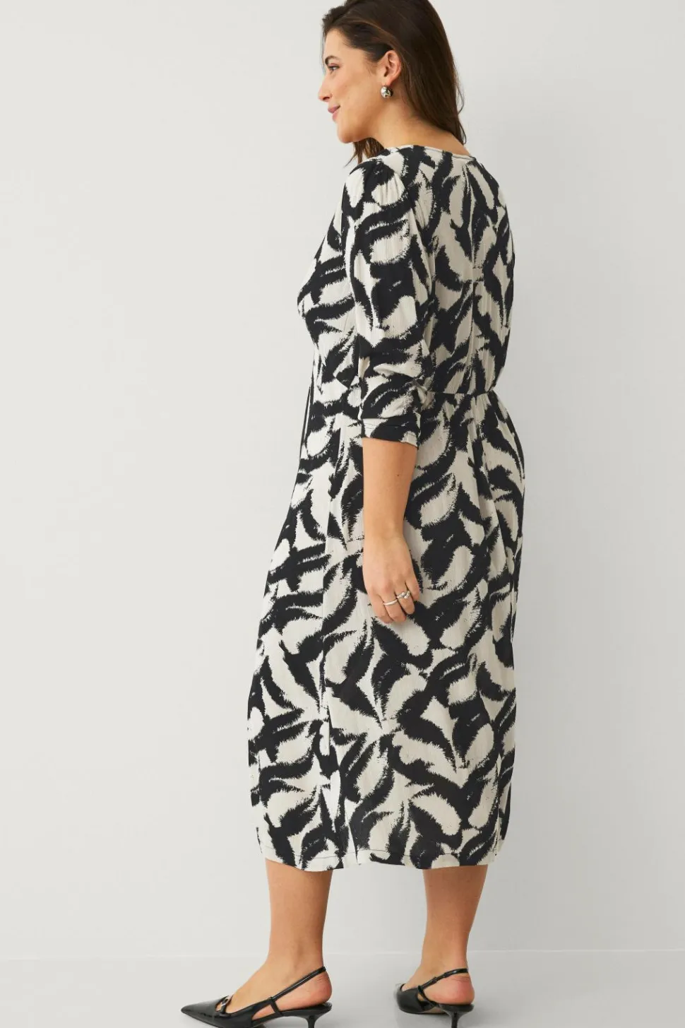 Ellos Plus collection Kjole med v-hals
