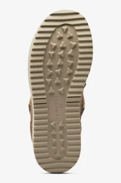 INUIKII Sneakers Classic Low Platform
