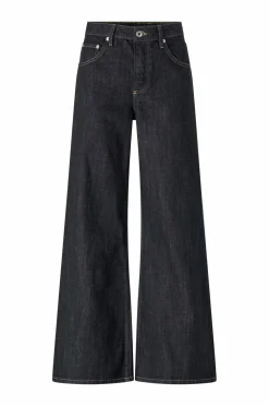 Mango Jeans Seattle