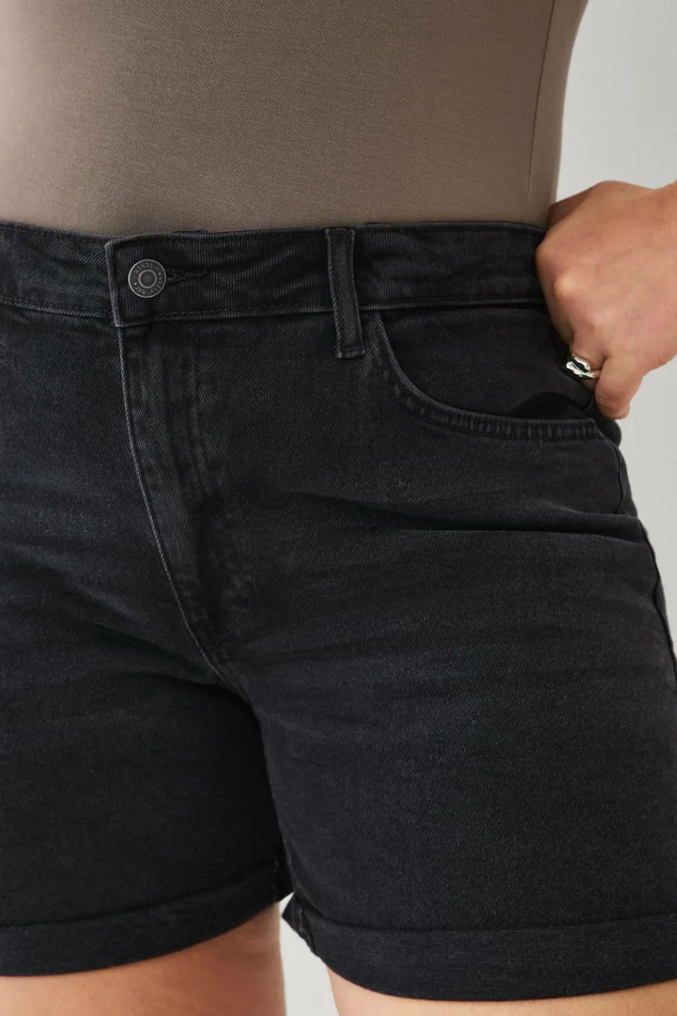 Noisy May Curve Denimshorts nmMoni HW Dnm Shorts AZ360BL Curve