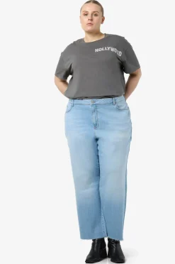 Noisy May Curve Jeans nmNine LW Ank Straight Jeans AZ432