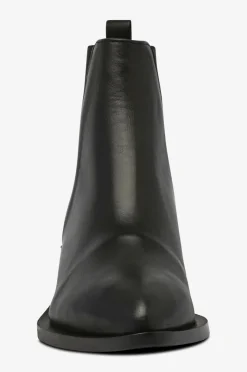 Pavement Boots Ashanti 1