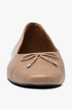 Vagabond Ballerinasko Jolin